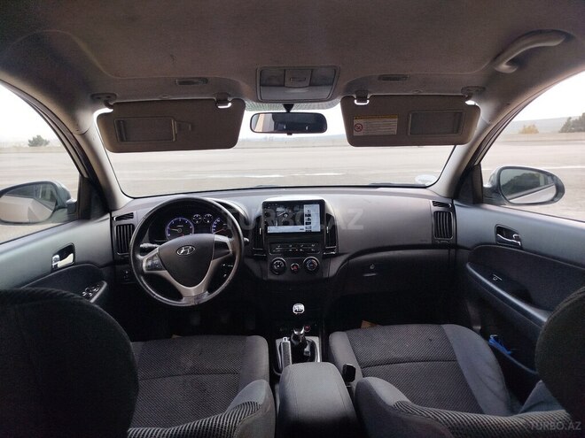 Hyundai i30 2011, 300,000 km - 1.6 l - Şamaxı