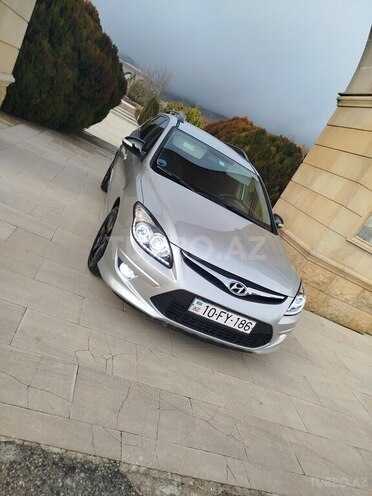 Hyundai i30 2011, 300,000 km - 1.6 l - Şamaxı