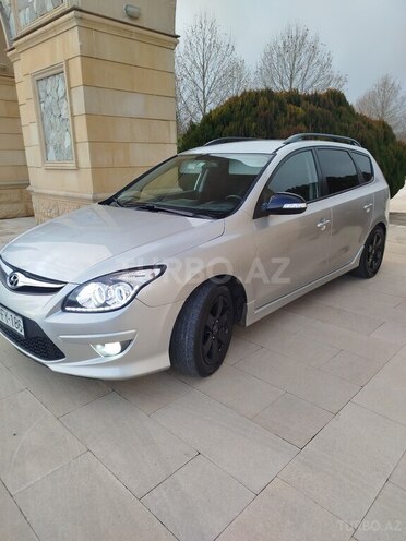 Hyundai i30 2011, 300,000 km - 1.6 l - Şamaxı