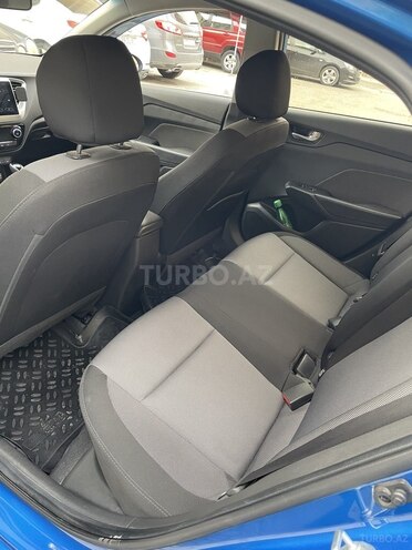 Hyundai Accent 2018, 80,000 km - 1.6 l - Bakı
