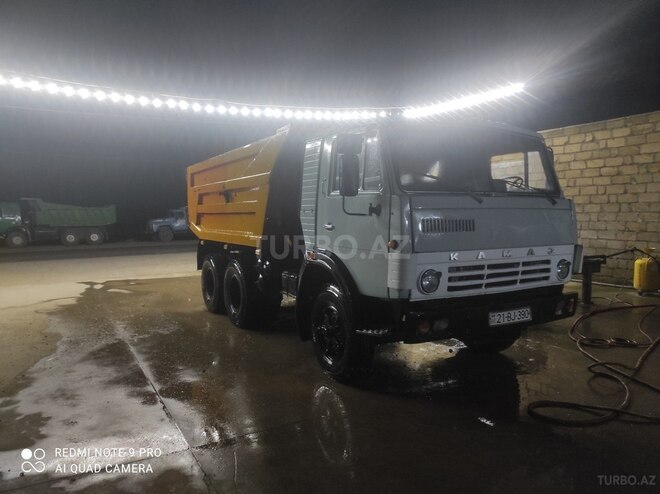 KamAz 55111 1984, 555,566 km - 11.0 l - Samux