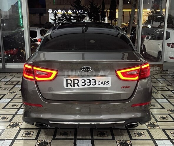 Kia Optima-4