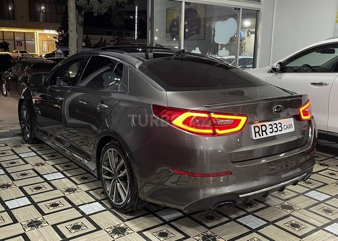 Kia Optima-5
