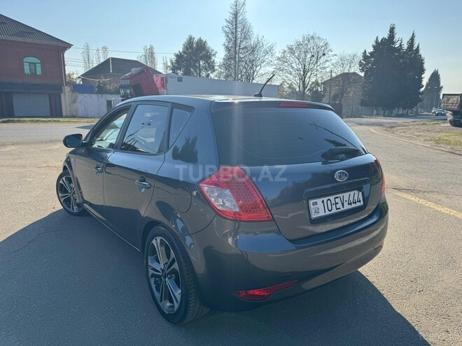 Kia Ceed 2009, 200,000 km - 1.4 л - Lənkəran
