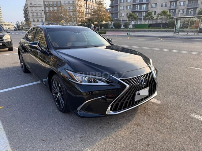 Lexus ES 300h 2023, 19,750 km - 2.5 l - Bakı