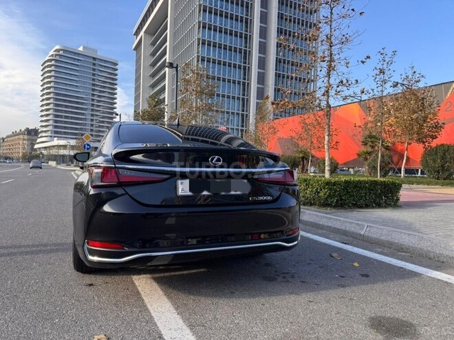 Lexus ES 300h 2023, 19,750 km - 2.5 l - Bakı