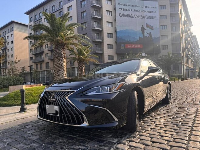 Lexus ES 300h 2023, 19,750 km - 2.5 l - Bakı