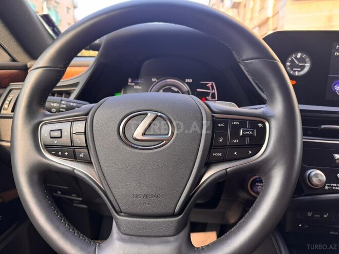 Lexus ES 300h 2023, 19,750 km - 2.5 l - Bakı