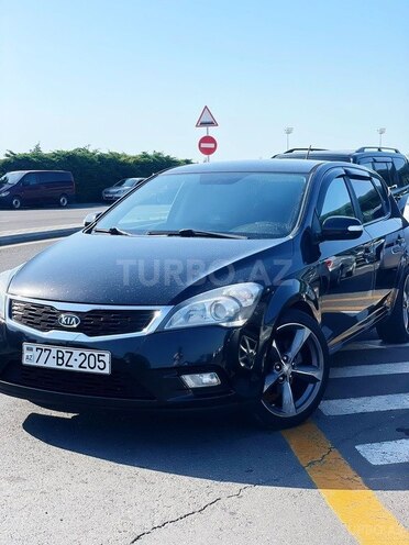 Kia Ceed 2010, 208,000 km - 1.6 л - Bakı
