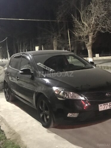 Kia Ceed 2010, 208,000 km - 1.6 л - Bakı