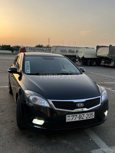 Kia Ceed 2010, 208,000 km - 1.6 л - Bakı