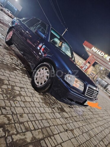 Mercedes C 200 2000, 240,000 km - 2.0 l - Cəlilabad