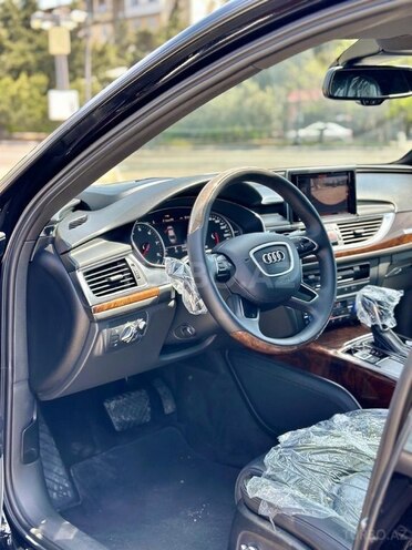 Audi A6-6