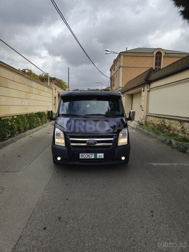Ford Transit-1