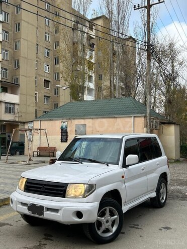 Mitsubishi Pajero io 1999, 213,000 km - 1.8 l - Bakı
