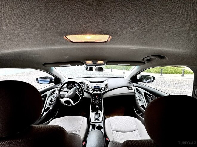 Hyundai Elantra 2015, 131,300 km - 1.8 l - Bakı