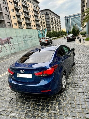 Hyundai Elantra 2015, 131,300 km - 1.8 l - Bakı