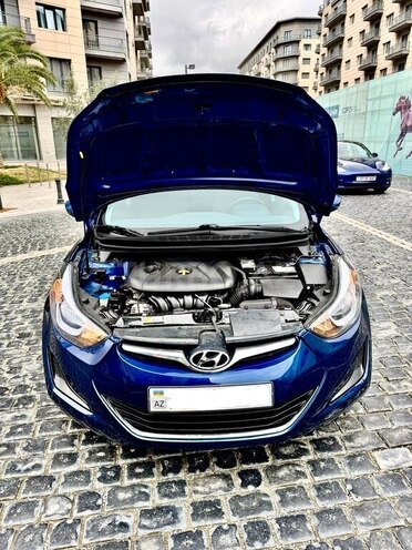 Hyundai Elantra 2015, 131,300 km - 1.8 l - Bakı