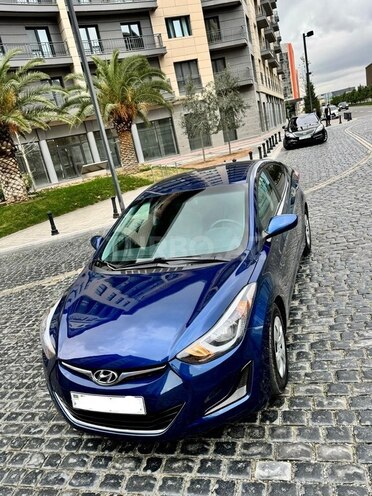 Hyundai Elantra 2015, 131,300 km - 1.8 l - Bakı