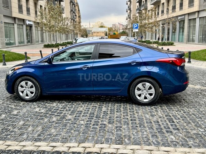 Hyundai Elantra 2015, 131,300 km - 1.8 l - Bakı