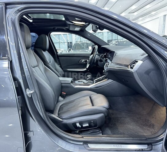 BMW 330 2019, 117,300 km - 2.0 l - Bakı