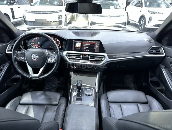BMW 330 2019, 117,300 km - 2.0 l - Bakı