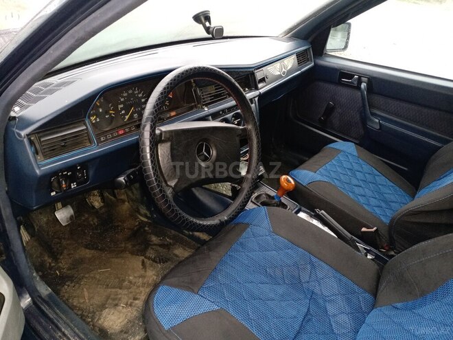 Mercedes 190 1990, 325,680 km - 2.0 l - Xudat