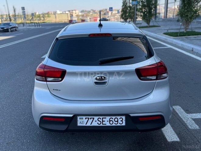 Kia Rio 2018, 136,800 km - 1.6 l - Bakı
