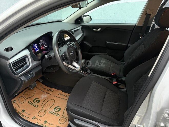 Kia Rio 2018, 136,800 km - 1.6 l - Bakı