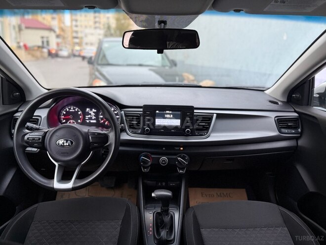 Kia Rio 2018, 136,800 km - 1.6 l - Bakı
