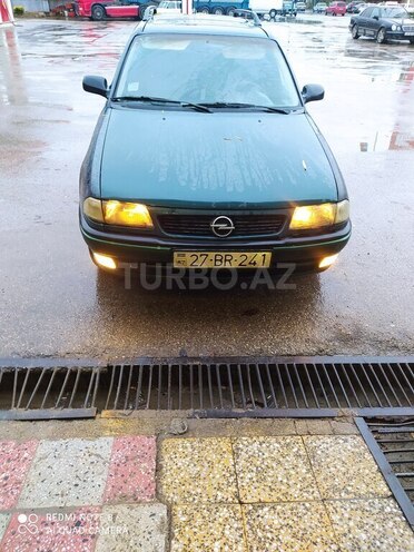 Opel Astra 1997, 352,144 km - 1.4 л - Xudat