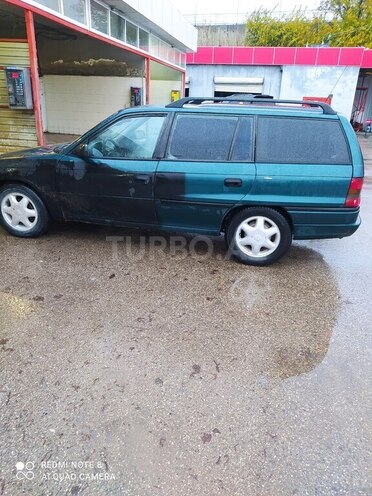 Opel Astra 1997, 352,144 km - 1.4 л - Xudat