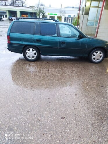 Opel Astra 1997, 352,144 km - 1.4 л - Xudat