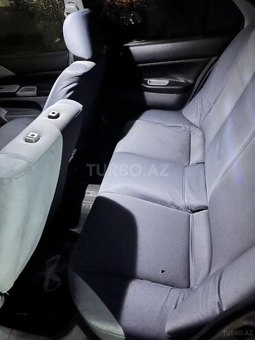 Mitsubishi Lancer 2006, 454,000 km - 1.3 л - Bakı