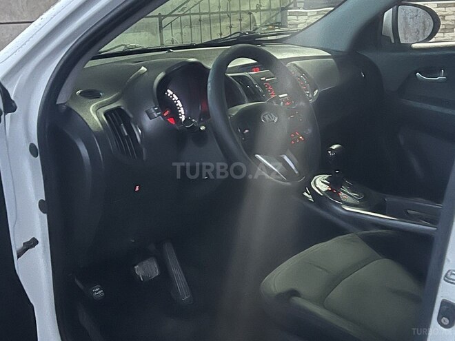 Kia Sportage 2011, 239,524 km - 2.0 л - Xudat