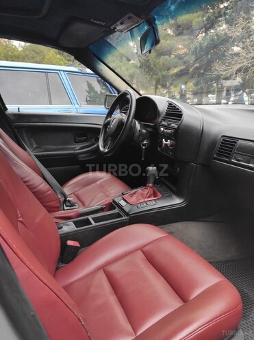 BMW 318 1991, 350,000 km - 1.8 l - Bakı