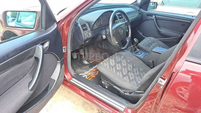 Mercedes C 220 d 1998, 240,000 km - 2.2 l - Tovuz