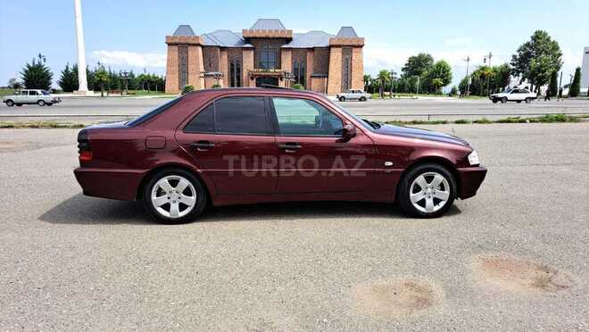 Mercedes C 220 d 1998, 240,000 km - 2.2 l - Tovuz