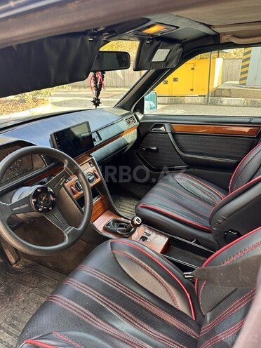 Mercedes E 250 1994, 250,000 km - 2.5 l - Naxçıvan