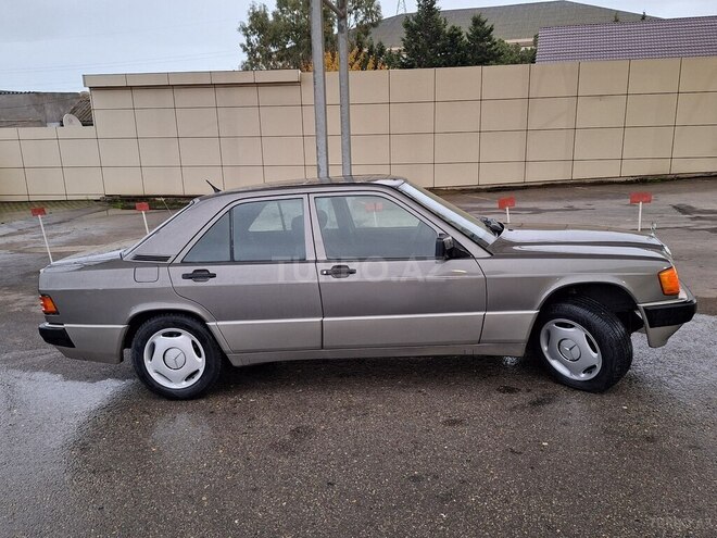 Mercedes 190 1992, 230,445 km - 1.8 l - Bakı
