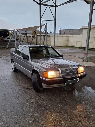 Mercedes 190 1992, 230,445 km - 1.8 l - Bakı