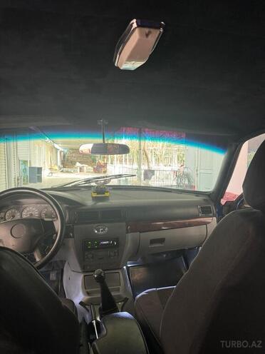 GAZ 24-10 1987, 15,000 km - 2.4 l - Salyan