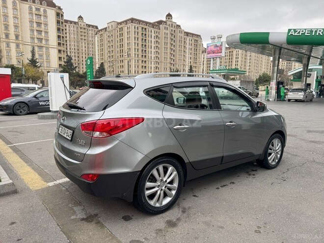 Hyundai ix35 2010, 558,000 km - 2.4 л - Bakı