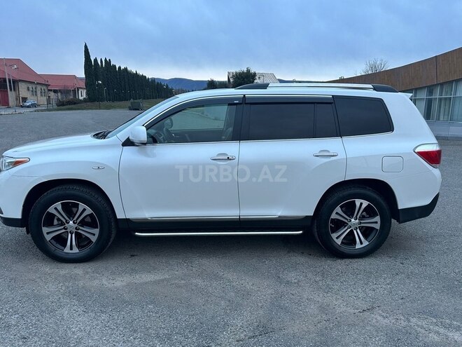 Toyota Highlander 2011, 290,000 km - 3.5 l - Şəmkir