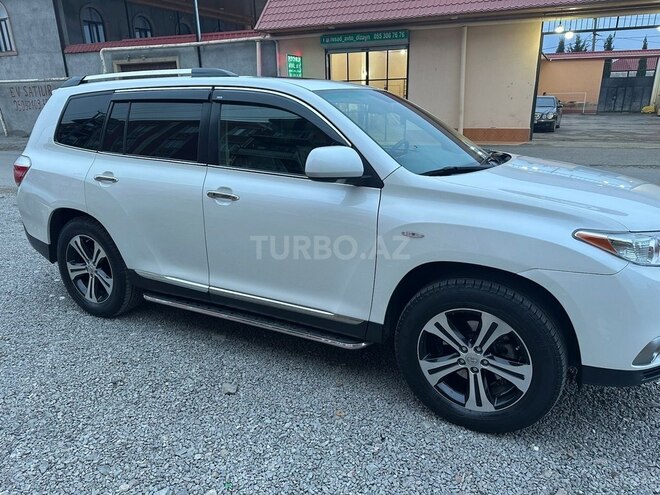 Toyota Highlander 2011, 290,000 km - 3.5 l - Şəmkir