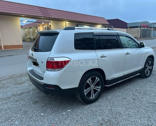 Toyota Highlander 2011, 290,000 km - 3.5 l - Şəmkir