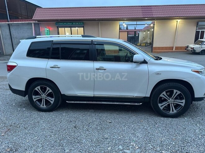 Toyota Highlander 2011, 290,000 km - 3.5 l - Şəmkir