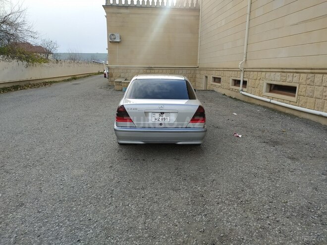 Mercedes C 240 1998, 339,000 km - 2.4 l - Şamaxı