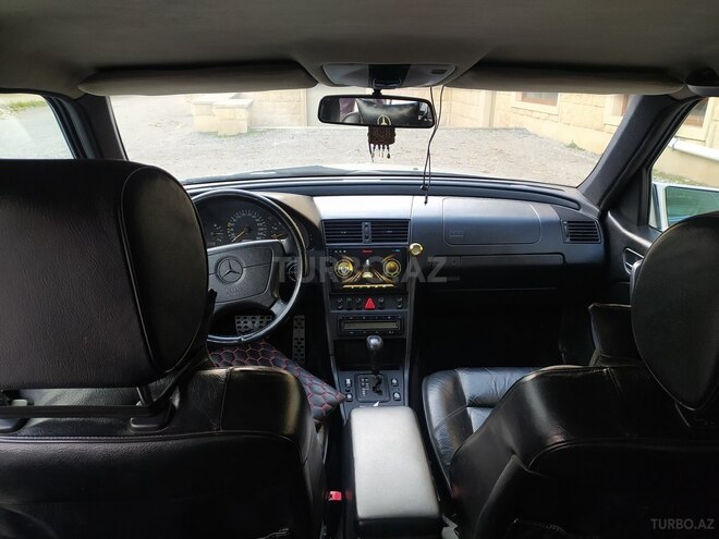 Mercedes C 240 1998, 339,000 km - 2.4 l - Şamaxı
