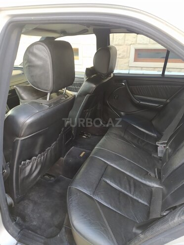 Mercedes C 240 1998, 339,000 km - 2.4 l - Şamaxı